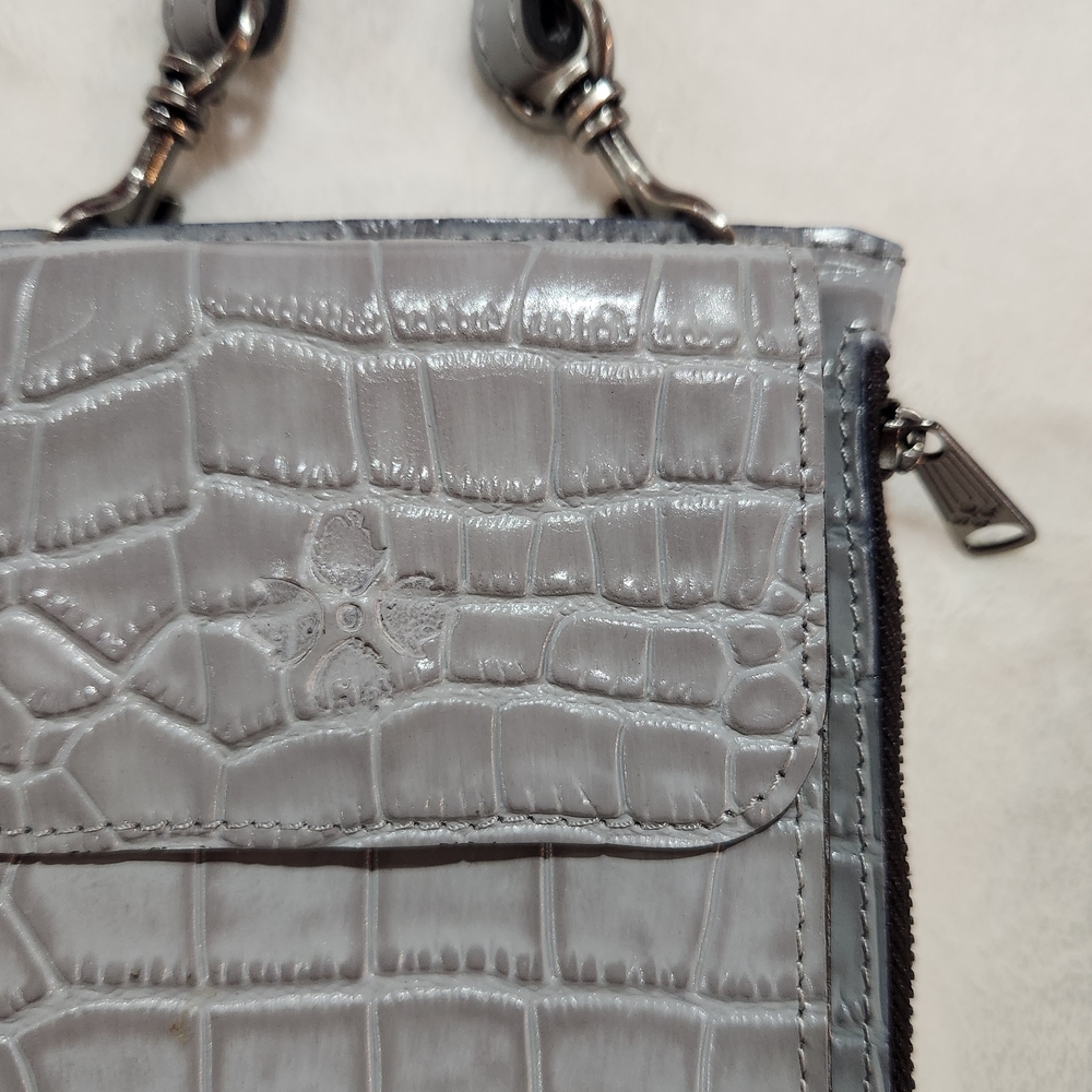 Patricia Nash Gray Croc-Embossed Crossbody Wallet - Picture 2 of 10